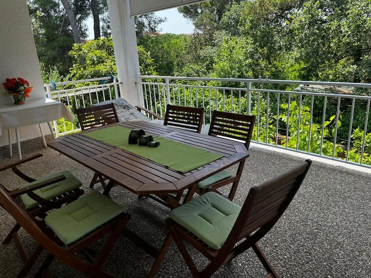 Apartment Juric Nevi Malinska