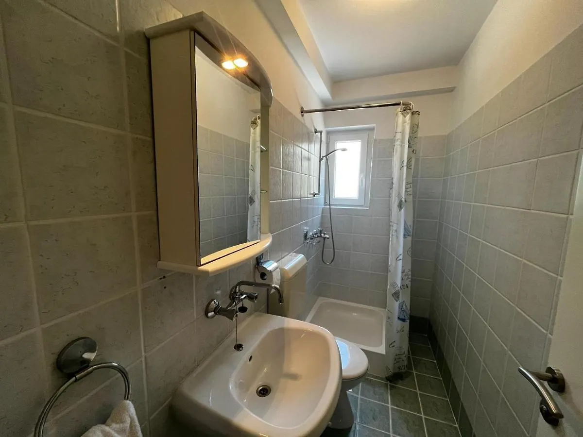 Apartment Juric Nevi Malinska